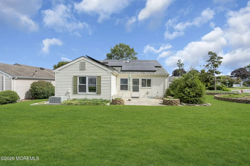1 Weybridge Place Manchester, NJ 08759