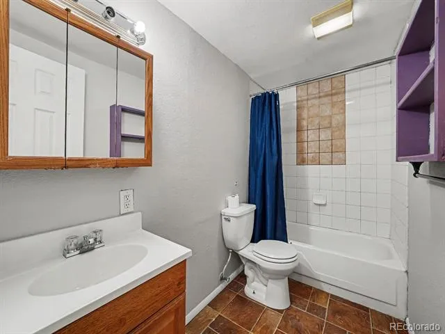 7461 Webster Street Arvada, CO 80003