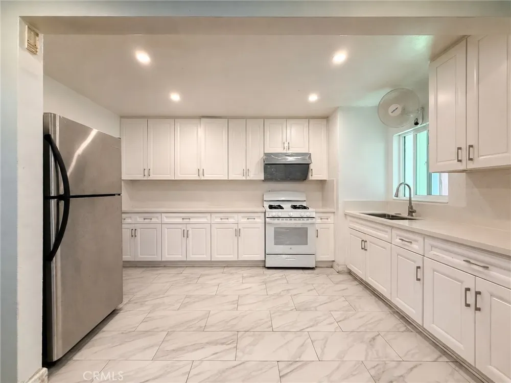 7822 Artson Street Rosemead, CA 91770