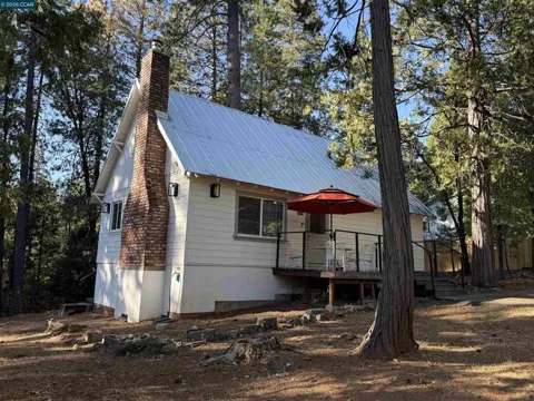 16764 Estralita Dr