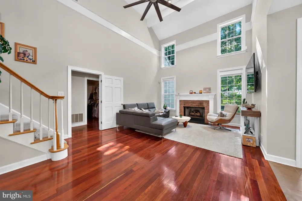 4706 PINEHURST CIRCLE Center Valley, PA 18034