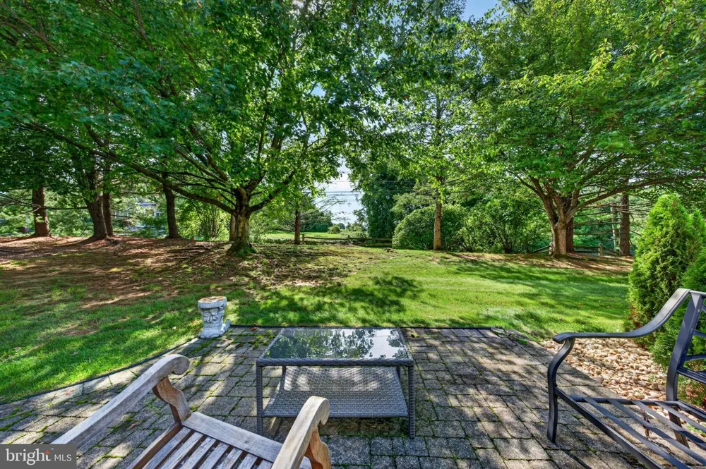 4706 PINEHURST CIRCLE Center Valley, PA 18034