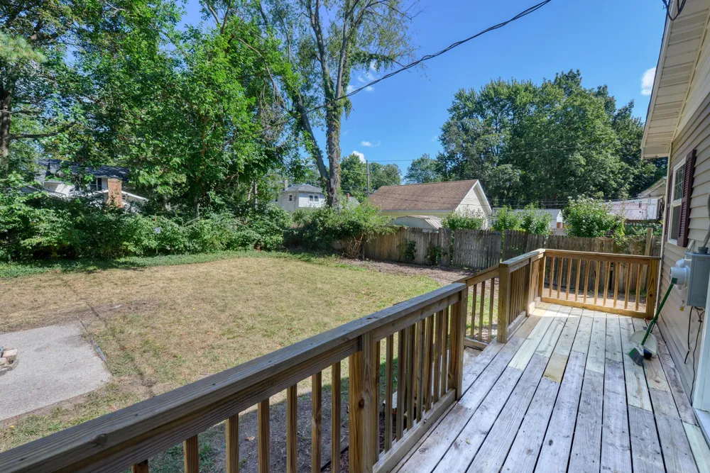 1621 Maple Street Niles, MI 49120