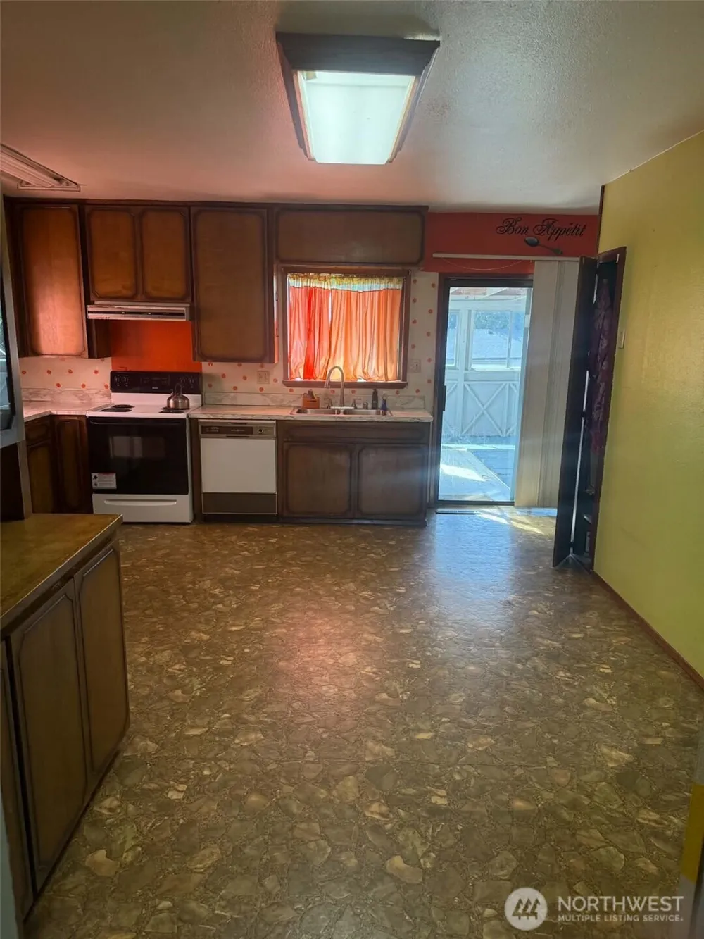 1936 S M STREET Tacoma, WA 98405