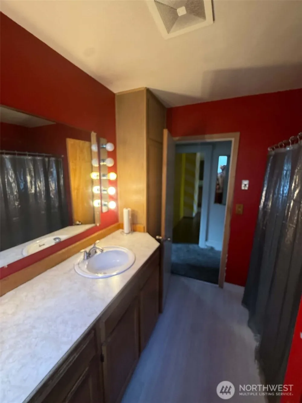 1936 S M STREET Tacoma, WA 98405