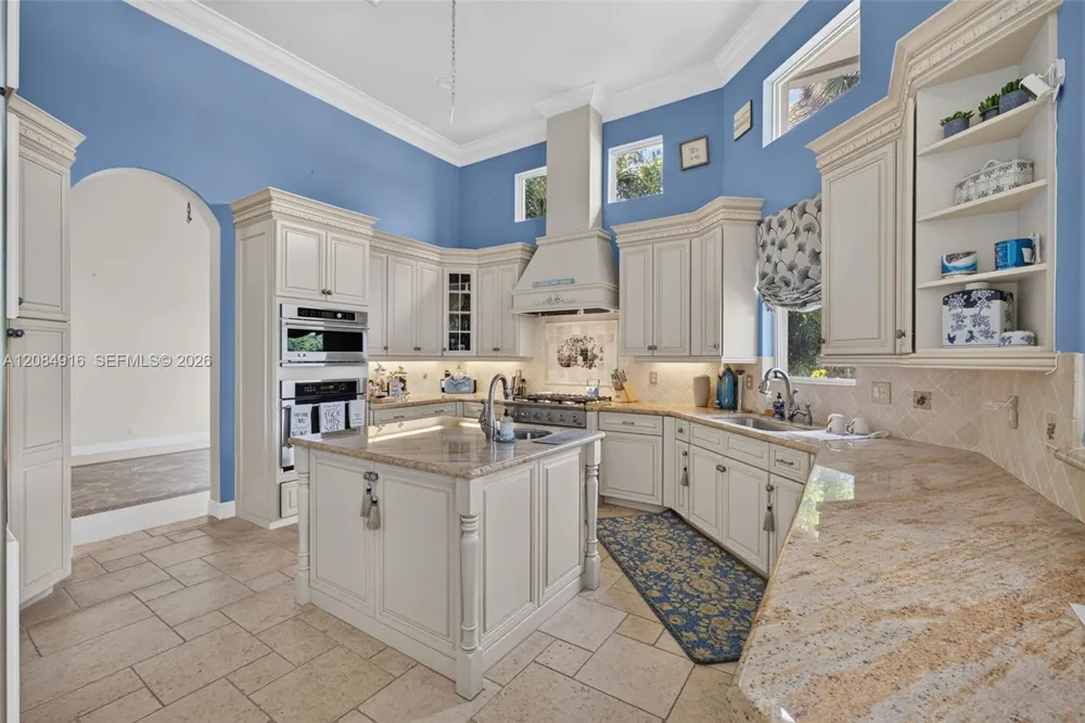 739 Cote Azur Dr Palm Beach Gardens, FL 33410