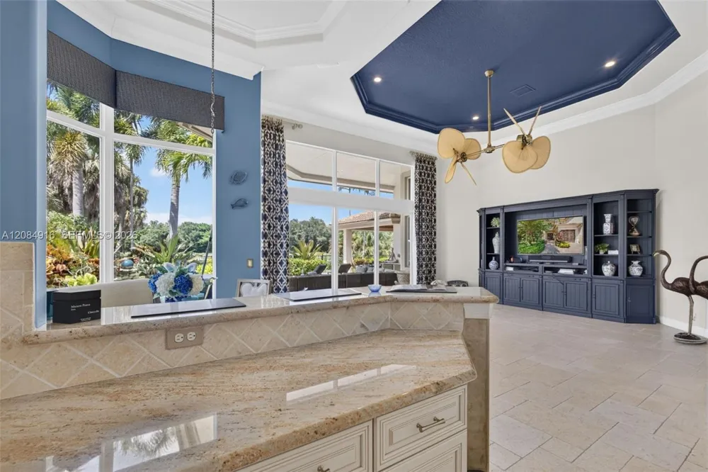 739 Cote Azur Dr Palm Beach Gardens, FL 33410