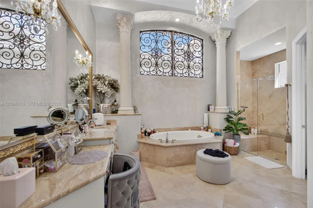 739 Cote Azur Dr Palm Beach Gardens, FL 33410