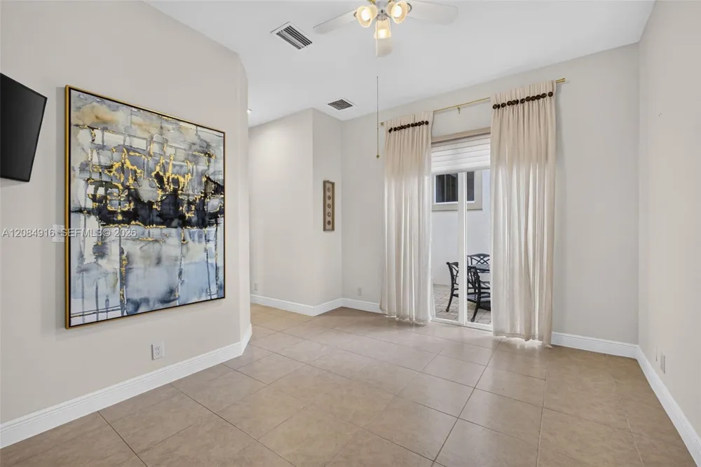 739 Cote Azur Dr Palm Beach Gardens, FL 33410
