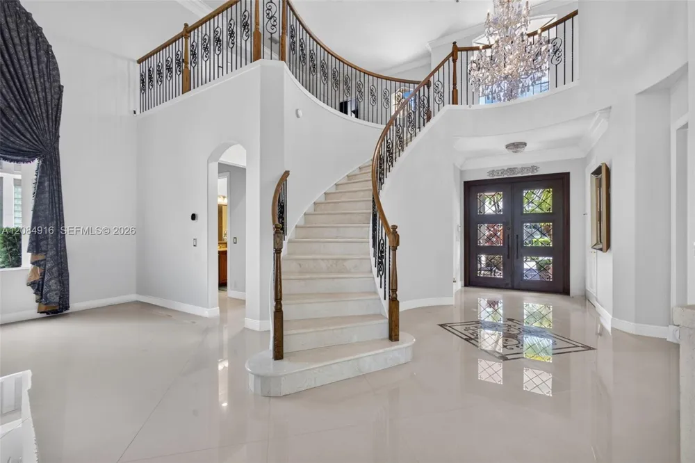 739 Cote Azur Dr Palm Beach Gardens, FL 33410