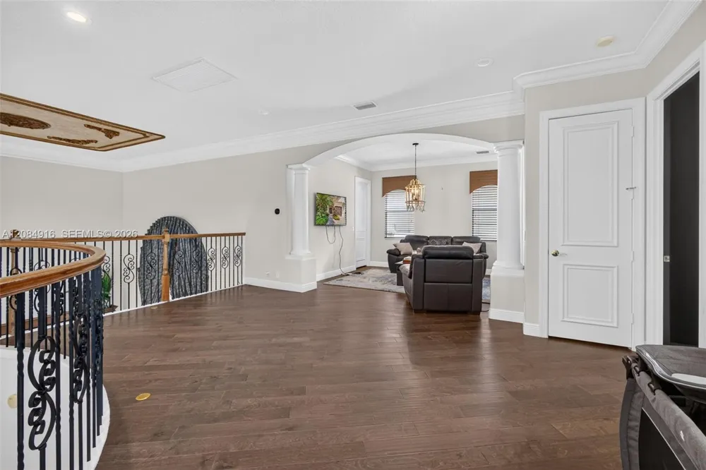 739 Cote Azur Dr Palm Beach Gardens, FL 33410