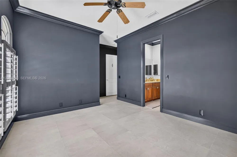739 Cote Azur Dr Palm Beach Gardens, FL 33410