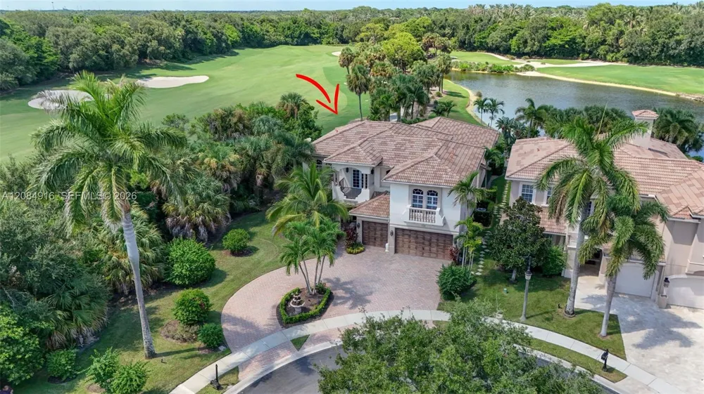 739 Cote Azur Dr Palm Beach Gardens, FL 33410
