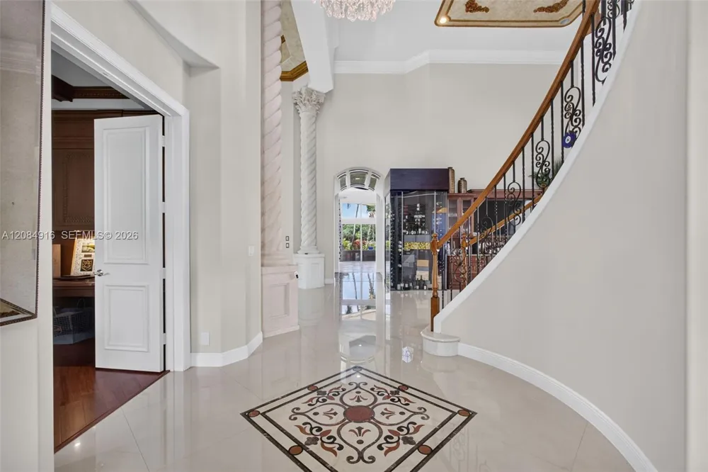 739 Cote Azur Dr Palm Beach Gardens, FL 33410