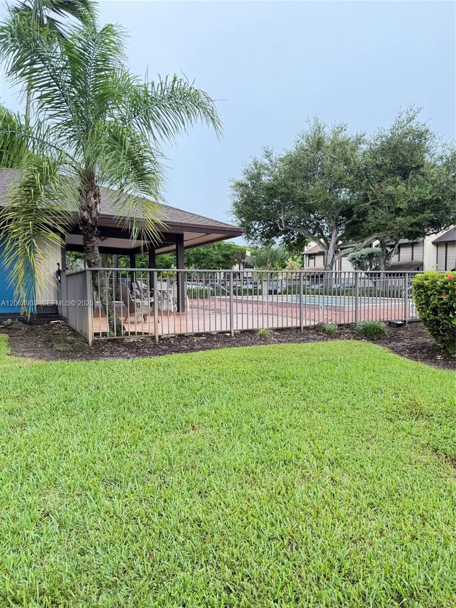 12816 SW 91st Ct Miami, FL 33176