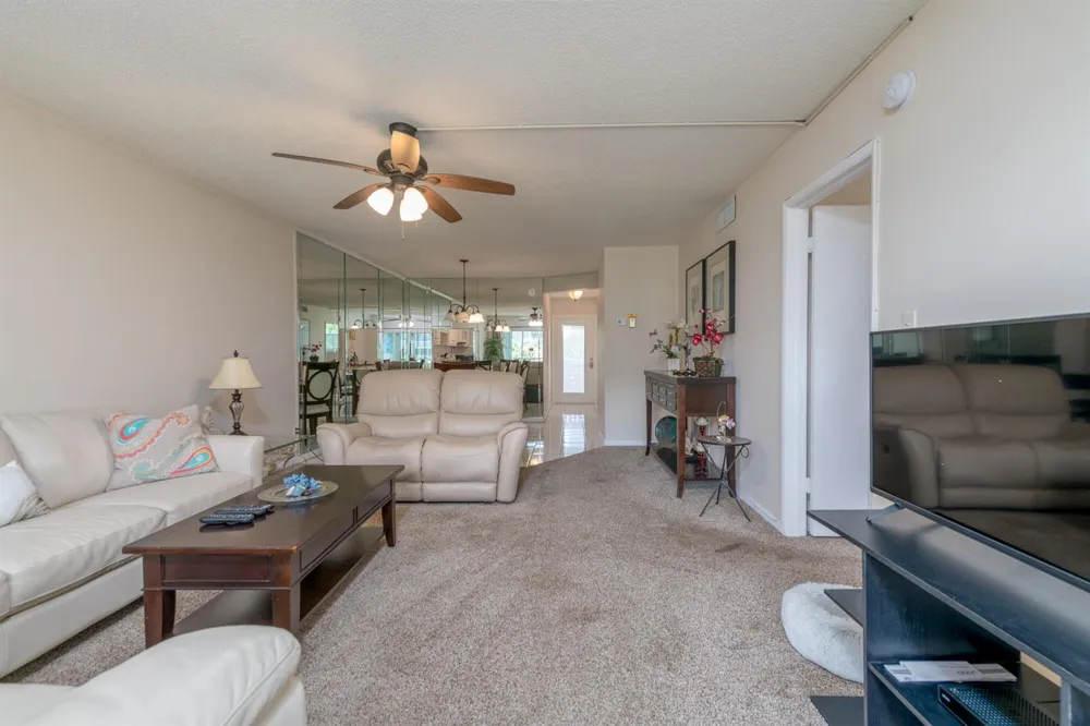 2731 NE 14TH ST #427 Pompano Beach, FL 33062
