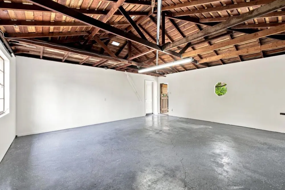 18113 Saratoga Los Gatos Road Monte Sereno, CA 95030