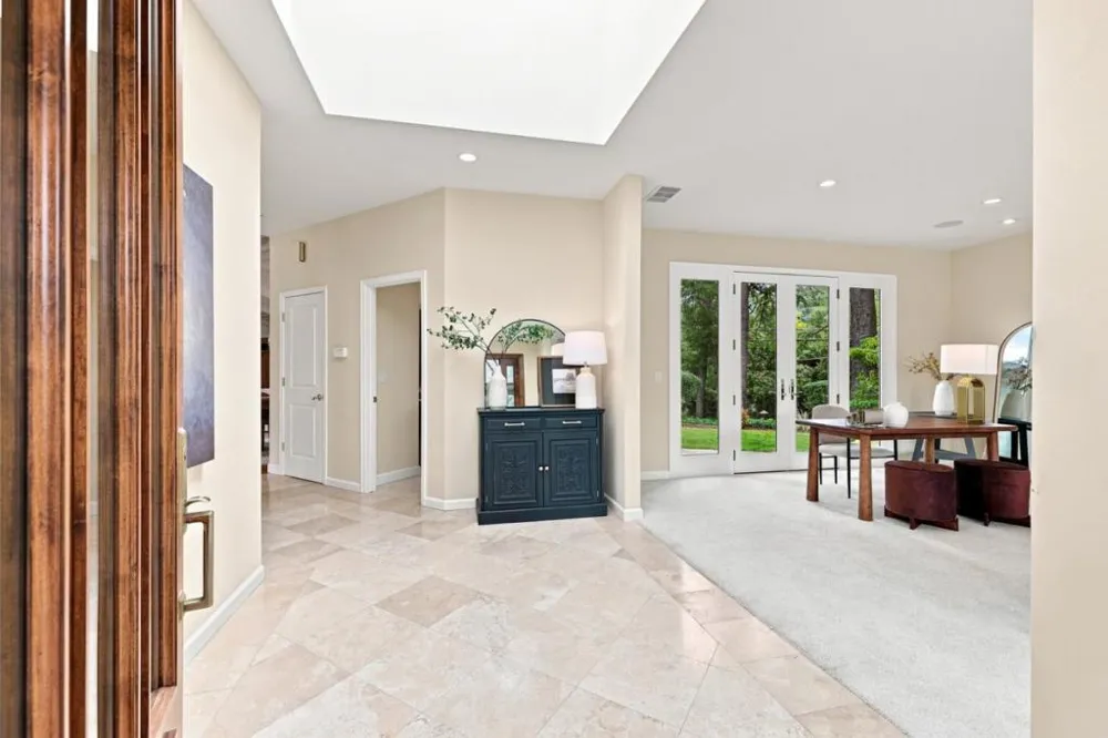 18113 Saratoga Los Gatos Road Monte Sereno, CA 95030