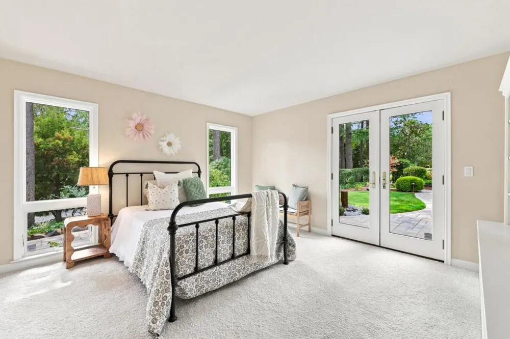 18113 Saratoga Los Gatos Road Monte Sereno, CA 95030