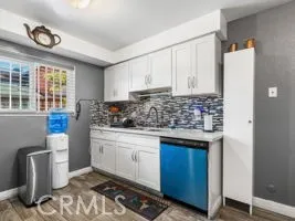 1 Dovecote Carson, CA 90745