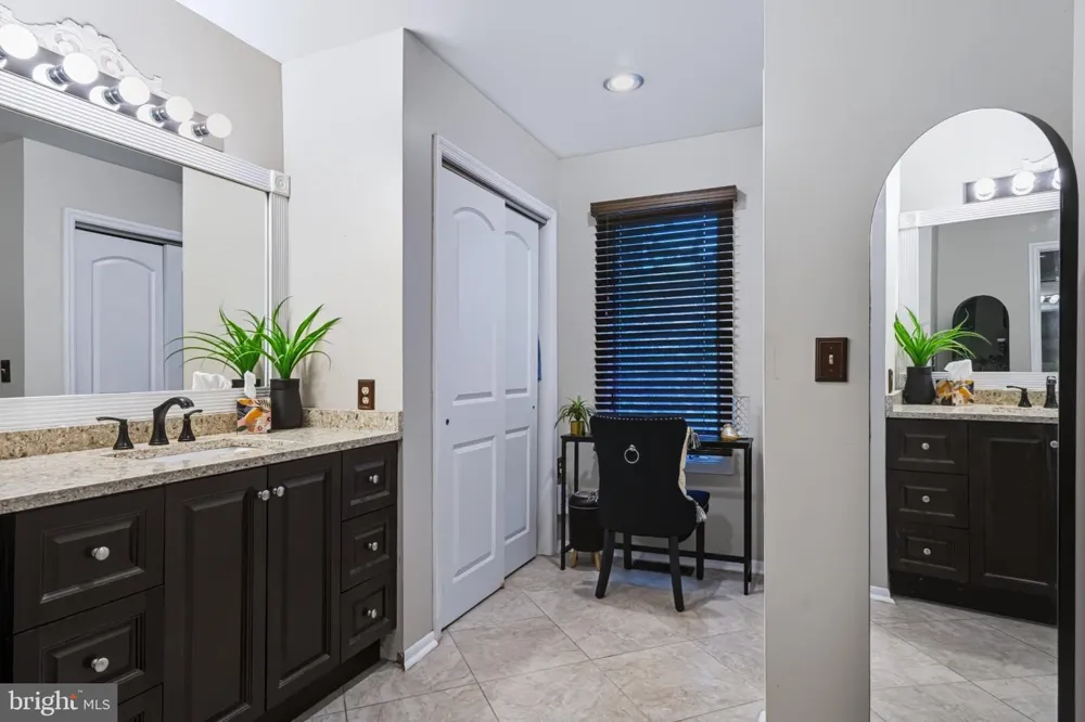 1112 LIGHTHOUSE LANE Toms River, NJ 08753