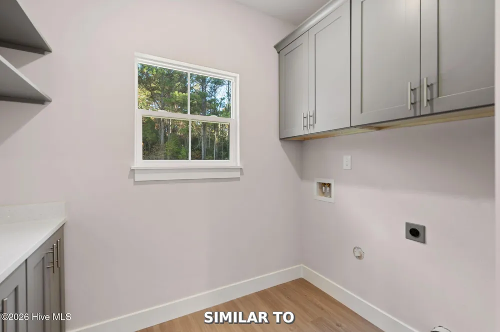 114-B Jarvis Landing Drive Jarvisburg, NC 27947