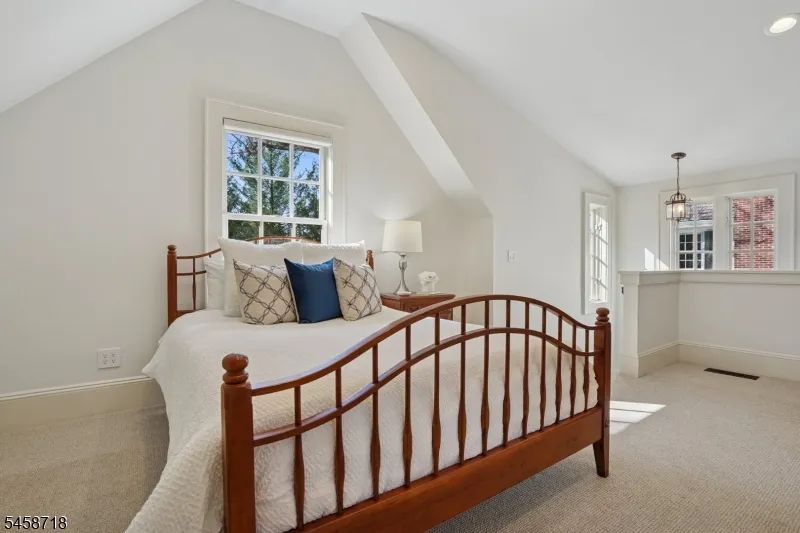 55 OXBOW LANE Summit City, NJ 07901