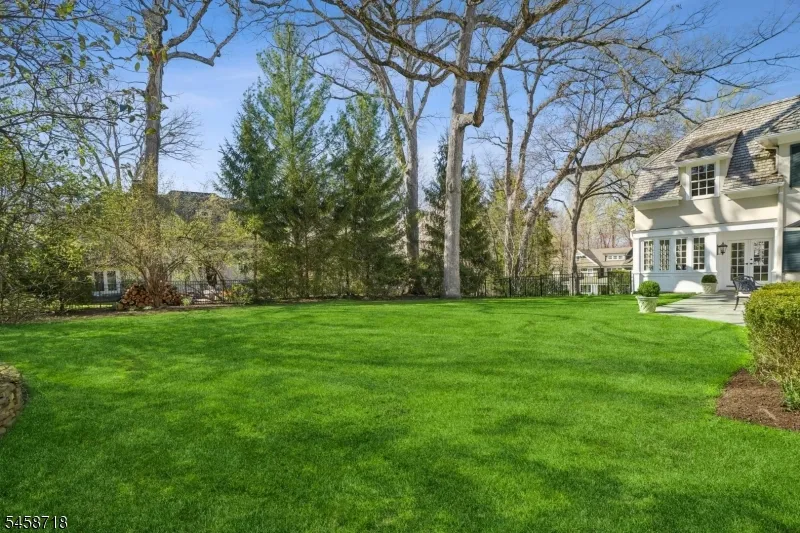 55 OXBOW LANE Summit City, NJ 07901