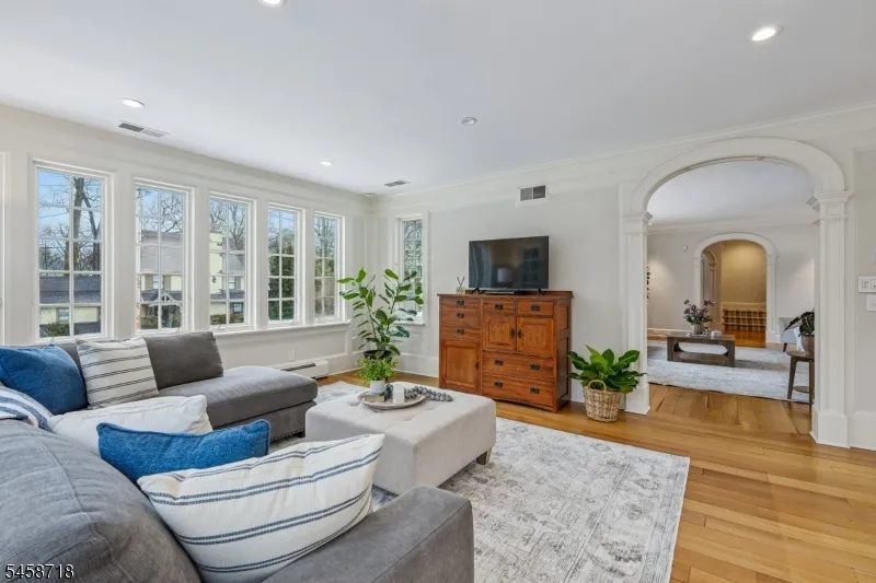 55 OXBOW LANE Summit City, NJ 07901