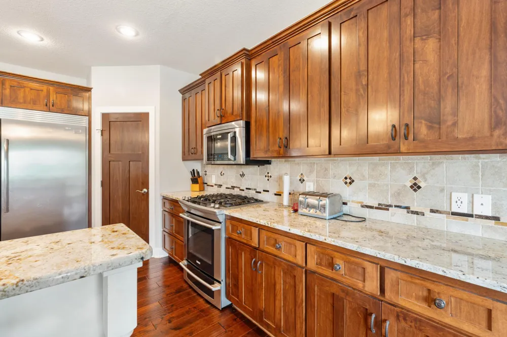 10972 255th Avenue NW Zimmerman, MN 55398