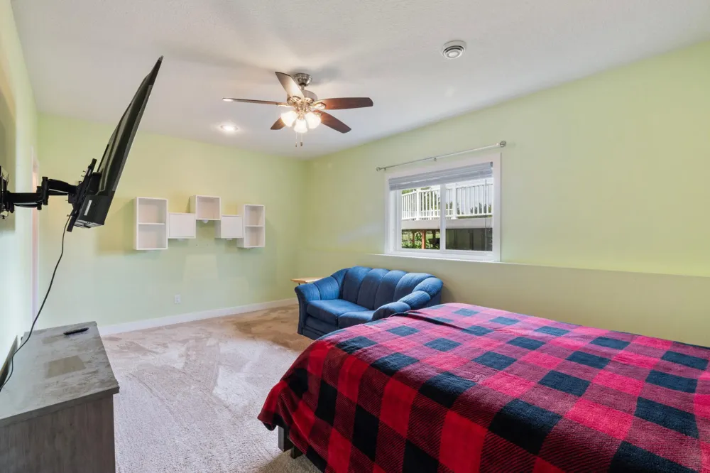 10972 255th Avenue NW Zimmerman, MN 55398