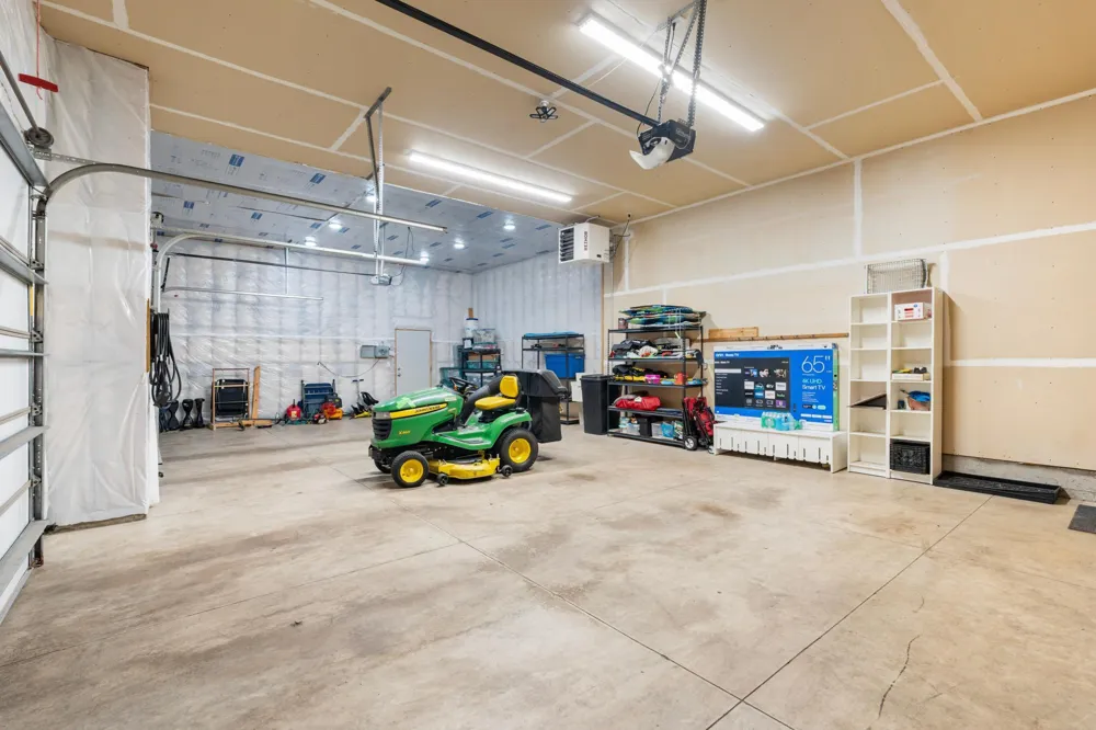 10972 255th Avenue NW Zimmerman, MN 55398