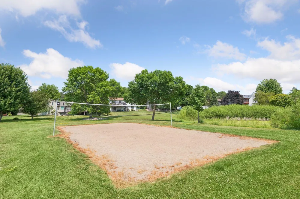 8585 Chanhassen Hills Drive S Chanhassen, MN 55317
