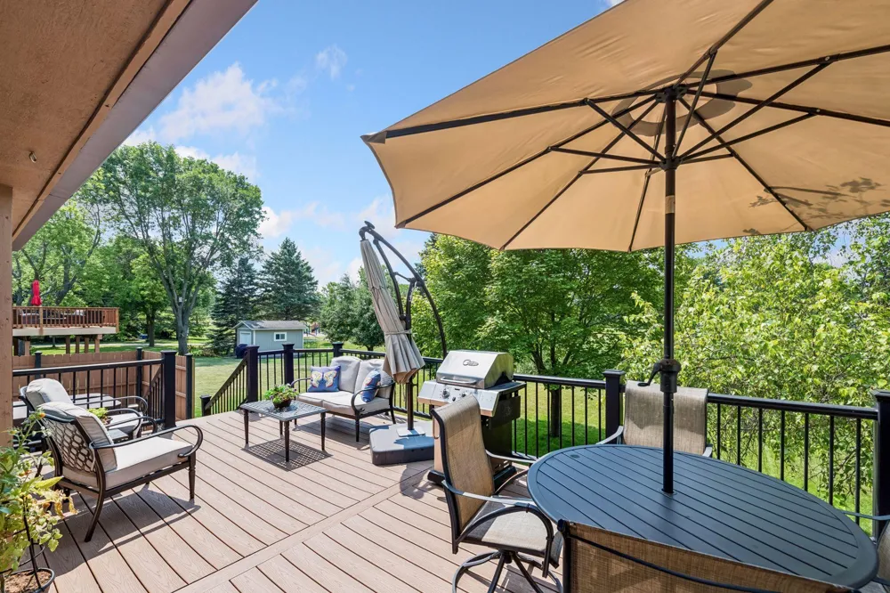 8585 Chanhassen Hills Drive S Chanhassen, MN 55317