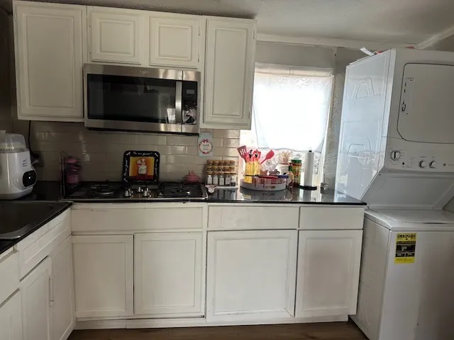 137 Oso Street Cedar Creek, TX 78612
