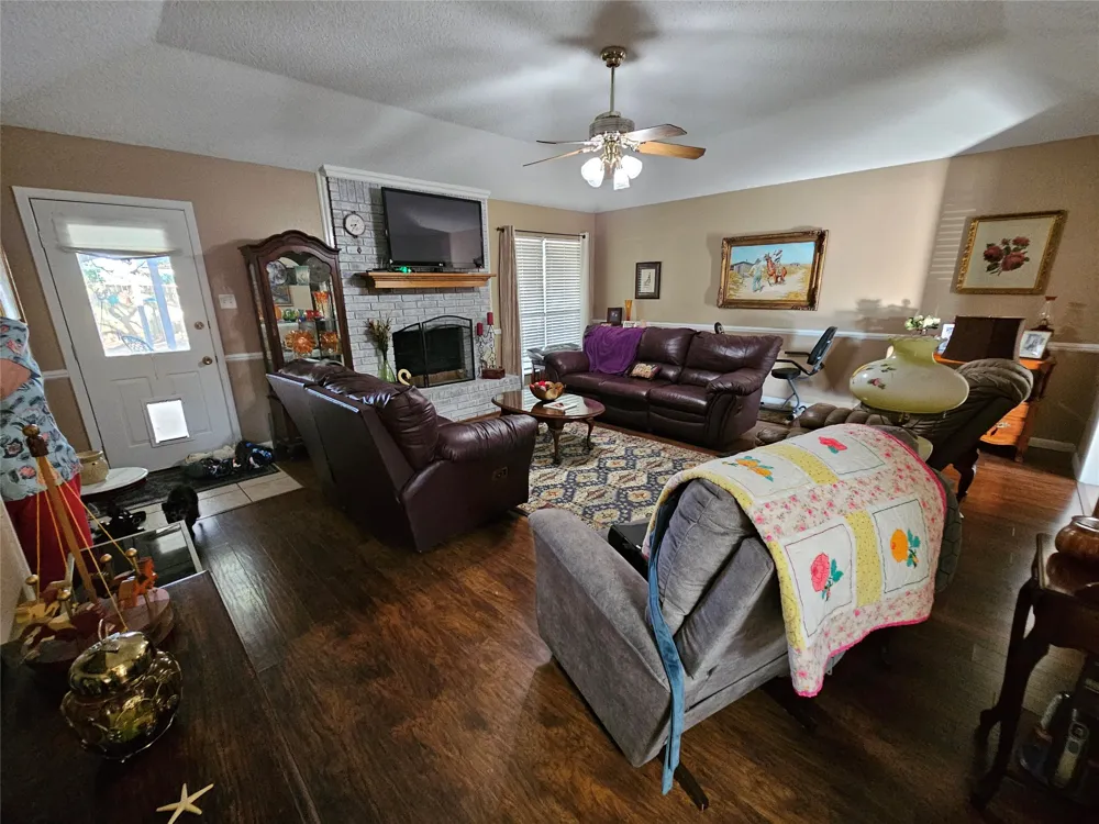 1418 Prairie Wind Stephenville, TX 76401