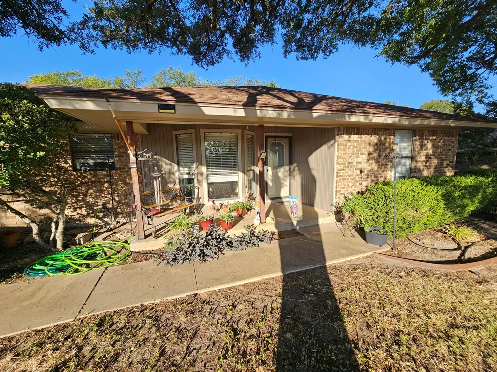 1418 Prairie Wind Stephenville, TX 76401