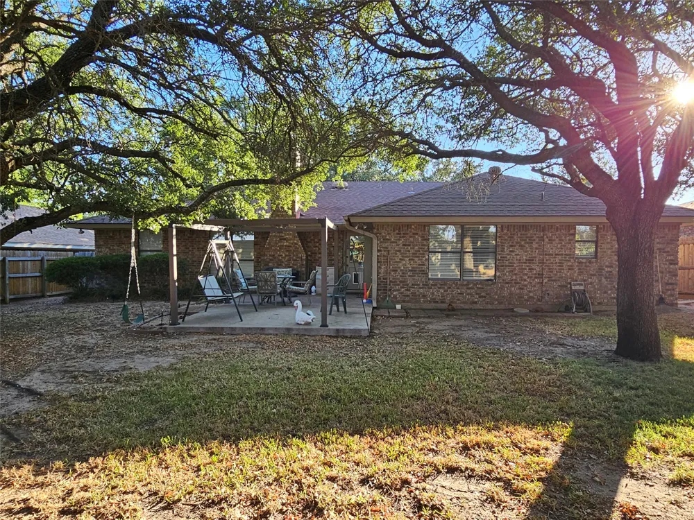 1418 Prairie Wind Stephenville, TX 76401