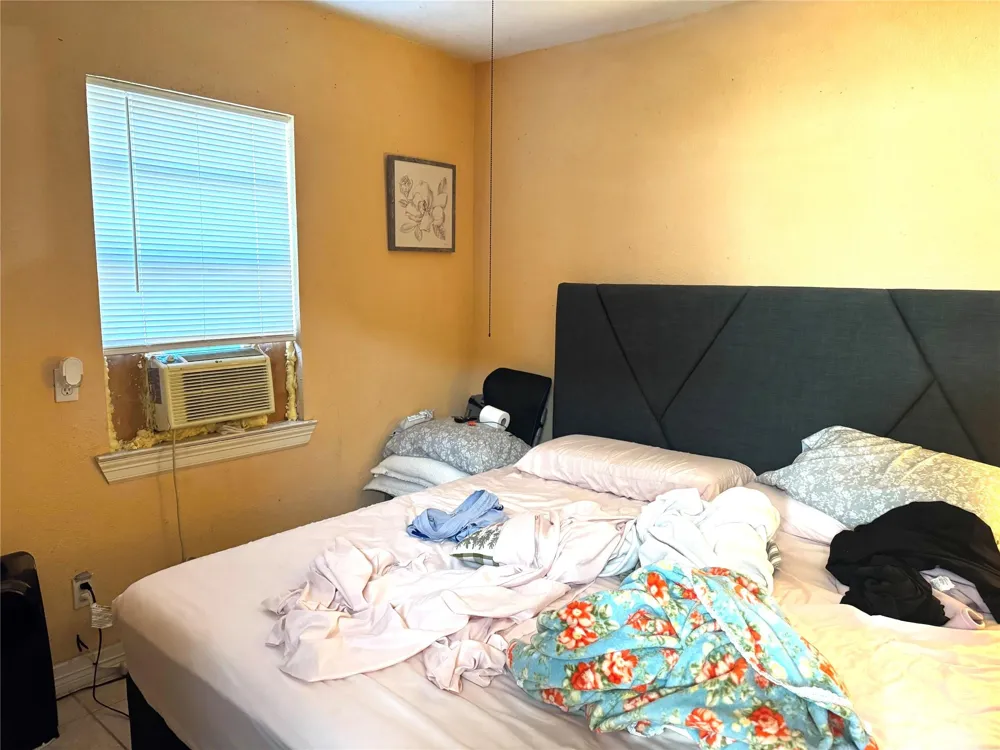 9105 Exeter Street Houston, TX 77093