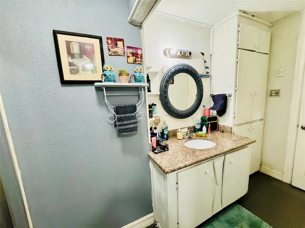 9105 Exeter Street Houston, TX 77093