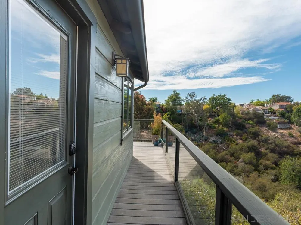 4760 Miracle Dr San Diego, CA 92115