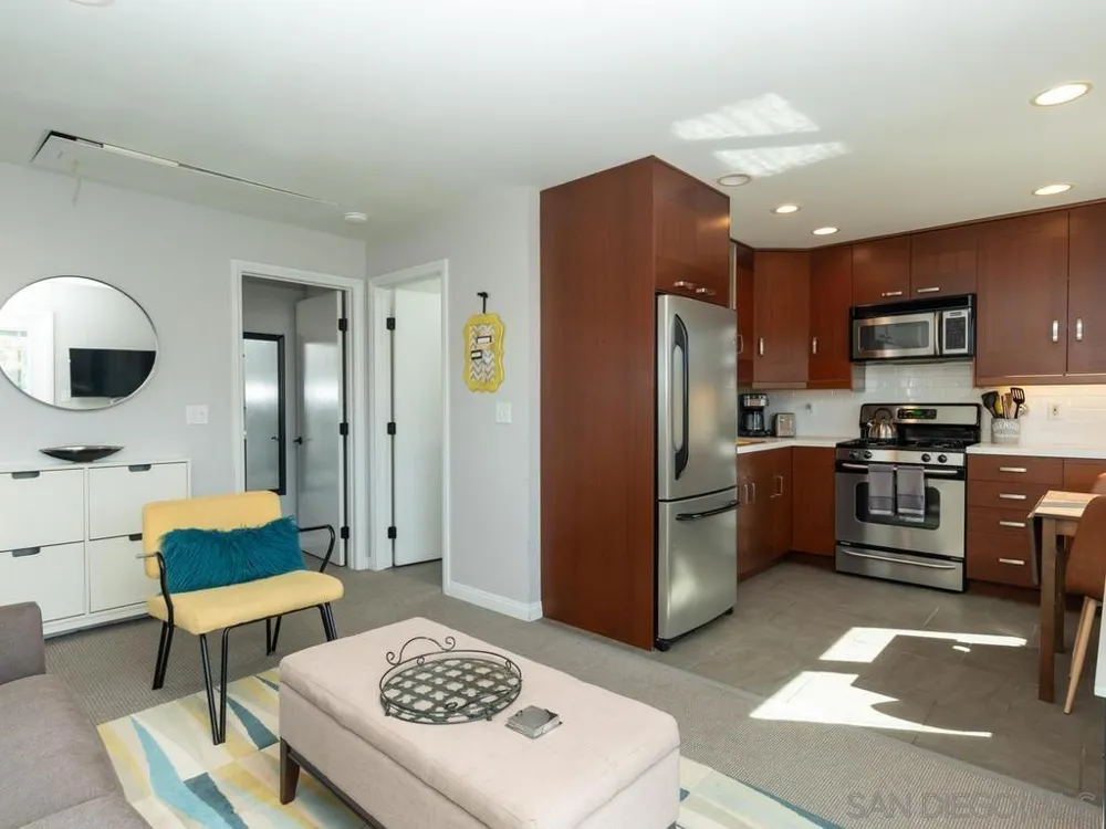 4760 Miracle Dr San Diego, CA 92115