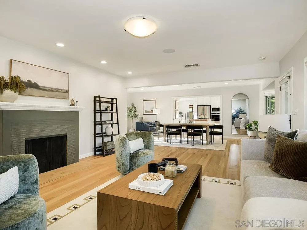 4760 Miracle Dr San Diego, CA 92115