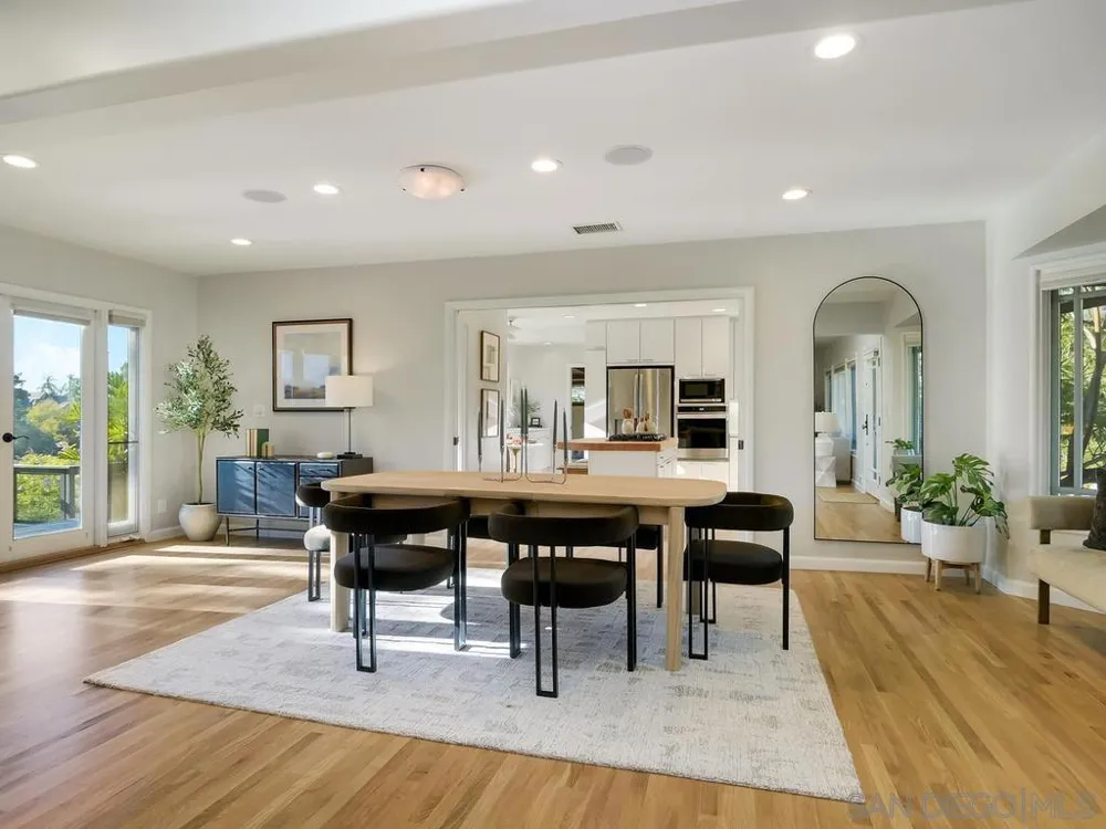 4760 Miracle Dr San Diego, CA 92115