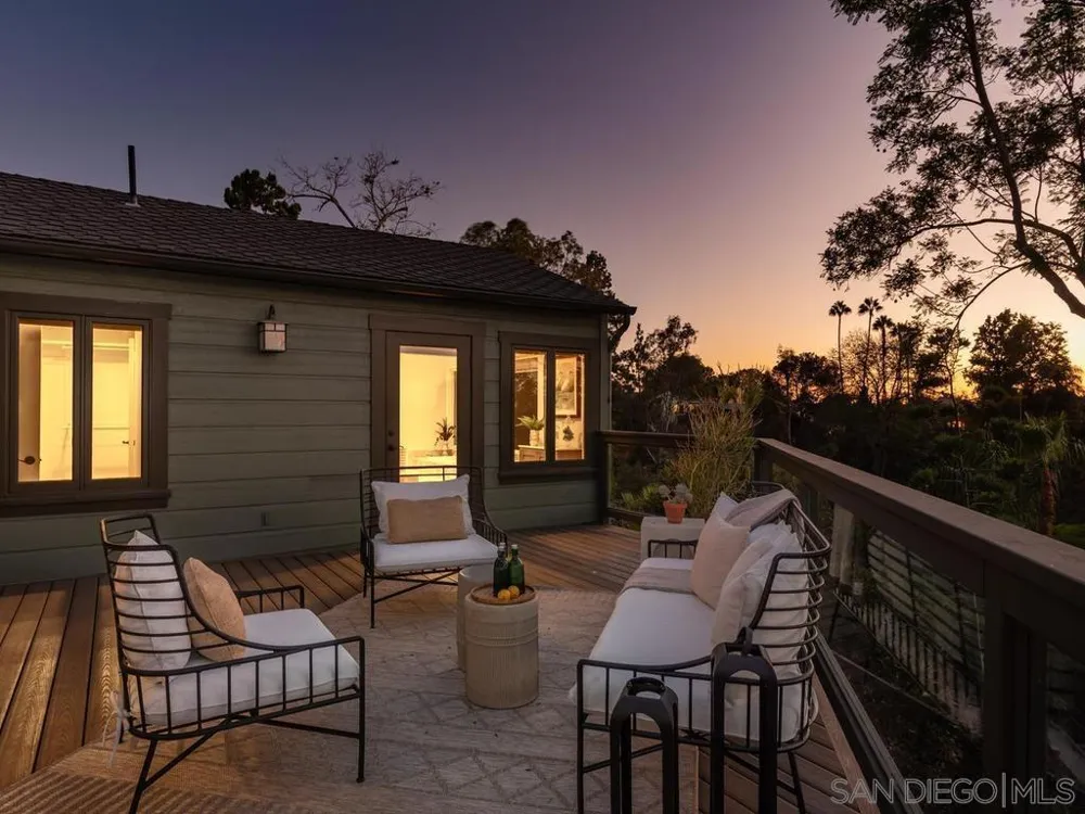 4760 Miracle Dr San Diego, CA 92115