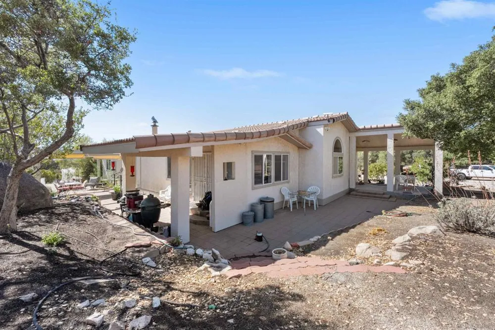 39506 S Clement St. Boulevard, CA 91905