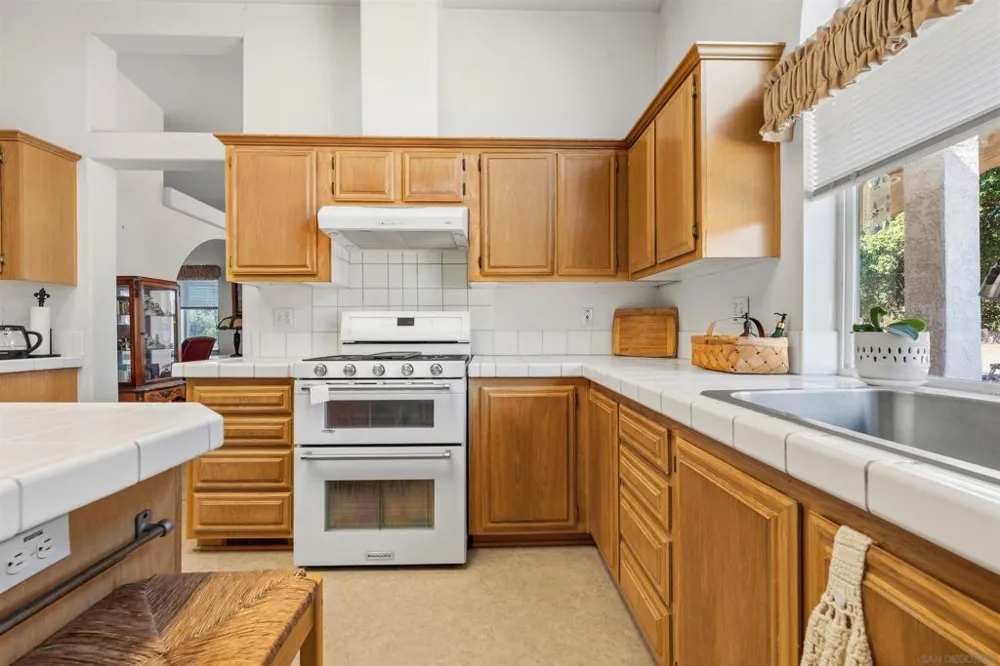 39506 S Clement St. Boulevard, CA 91905
