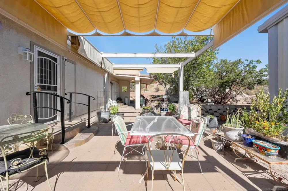 39506 S Clement St. Boulevard, CA 91905