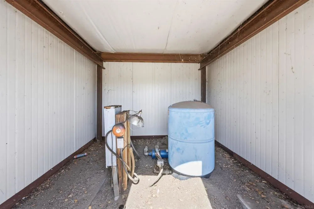 39506 S Clement St. Boulevard, CA 91905