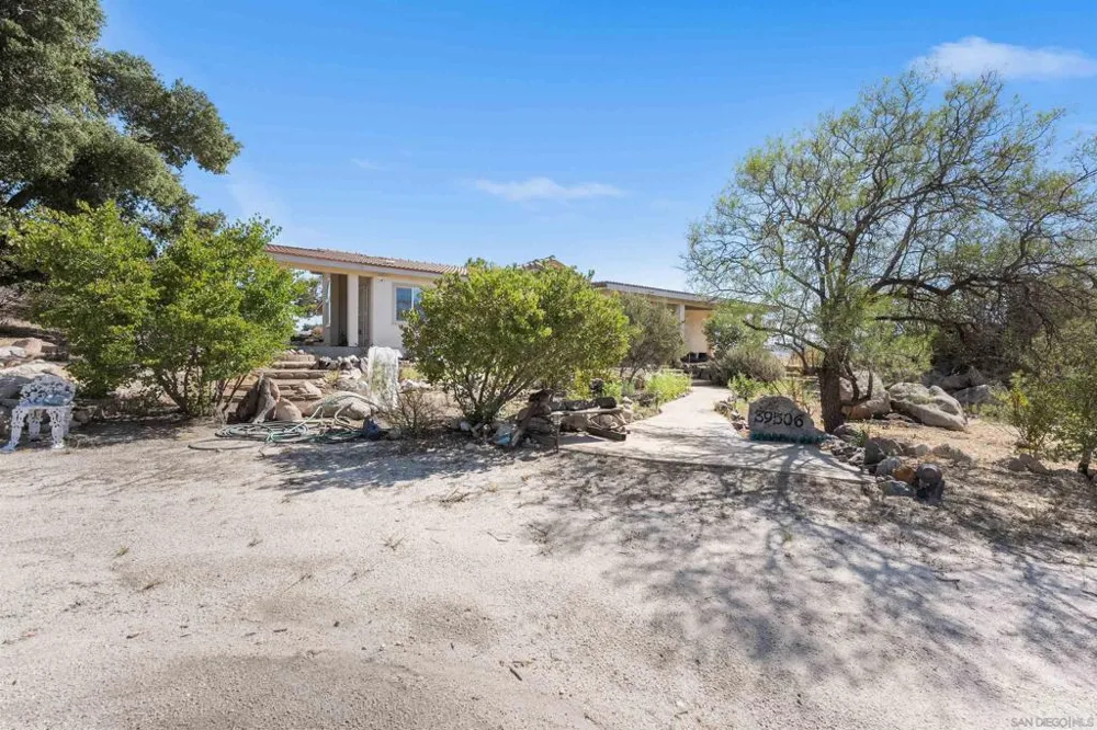 39506 S Clement St. Boulevard, CA 91905